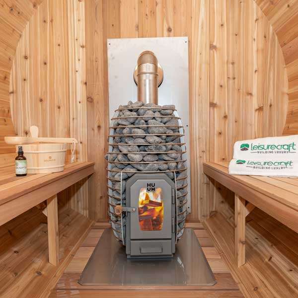 Dundalk Leisurecraft - Chimney &amp; Heat Shield Set with Elbow For Out the Back/Side Wall (for Huum Wood Heater)