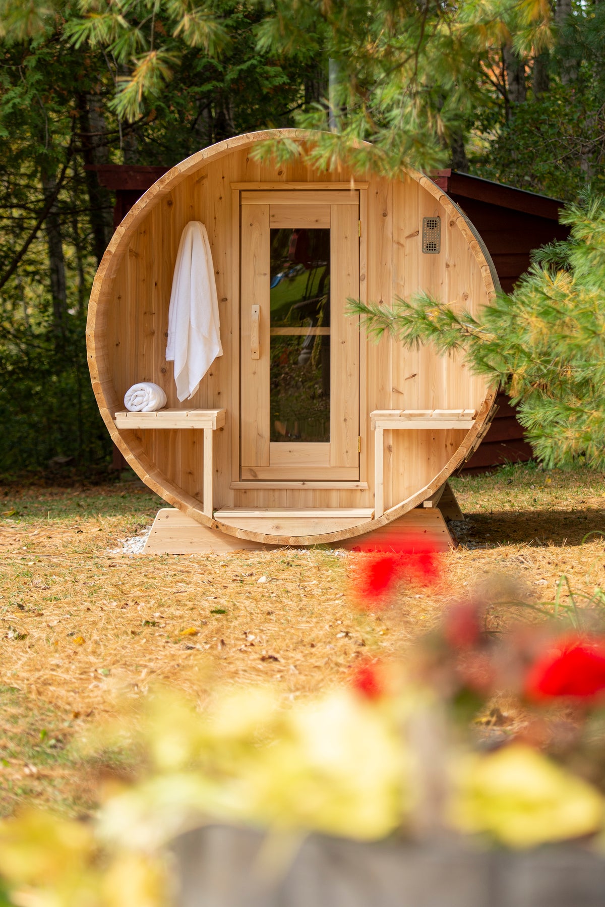 Dundalk Leisurecraft Canadian Timber Serenity Barrel Sauna